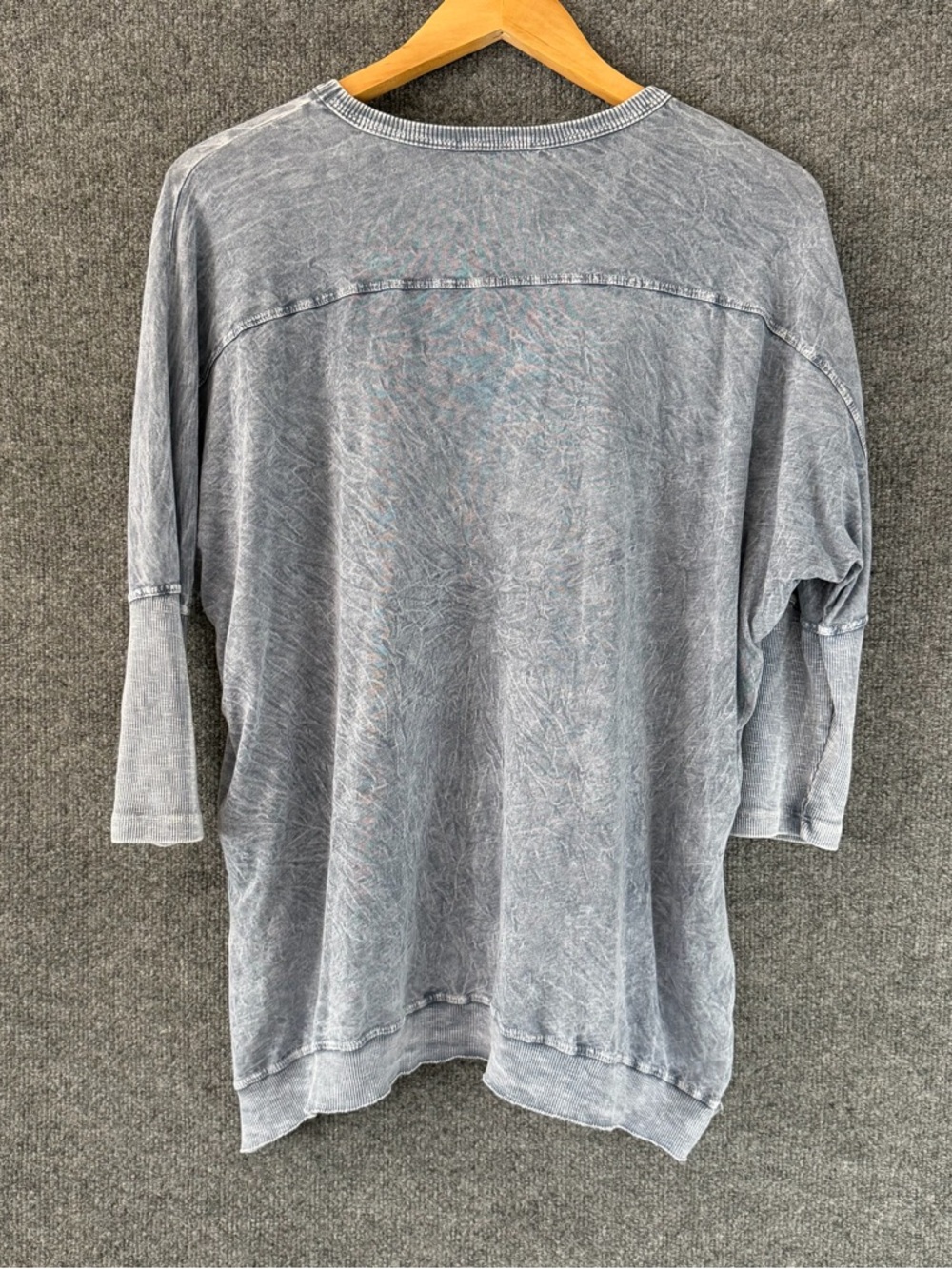 Jess & Jane Womens Mineral Washed Tunic Top Size Large Blue 3/4 Sleeve Artsy - Picture 2 of 8